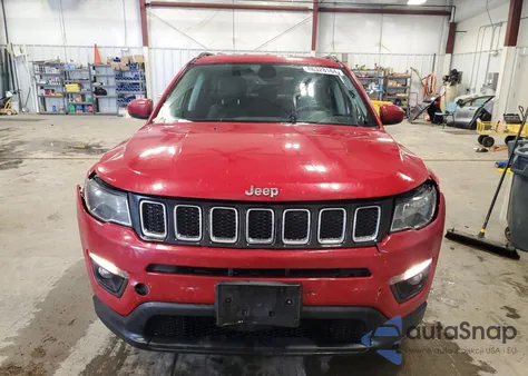 2018 Jeep Compass Latitude 4X4 z USA, uszkodzony, nr VIN 3C4NJDBBXJT485440